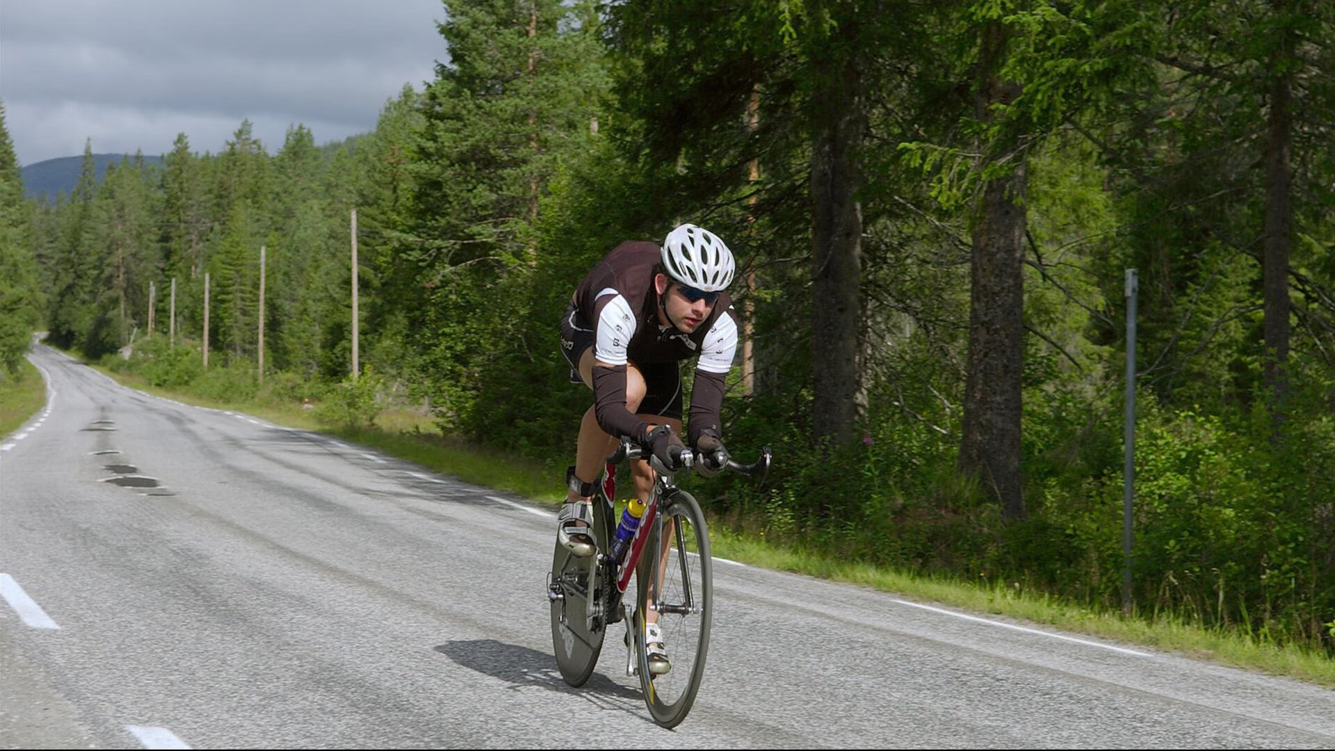 硬仗之王的加冕礼，罗德里如何用罗马式坚韧征服厄瓜多尔式挑战