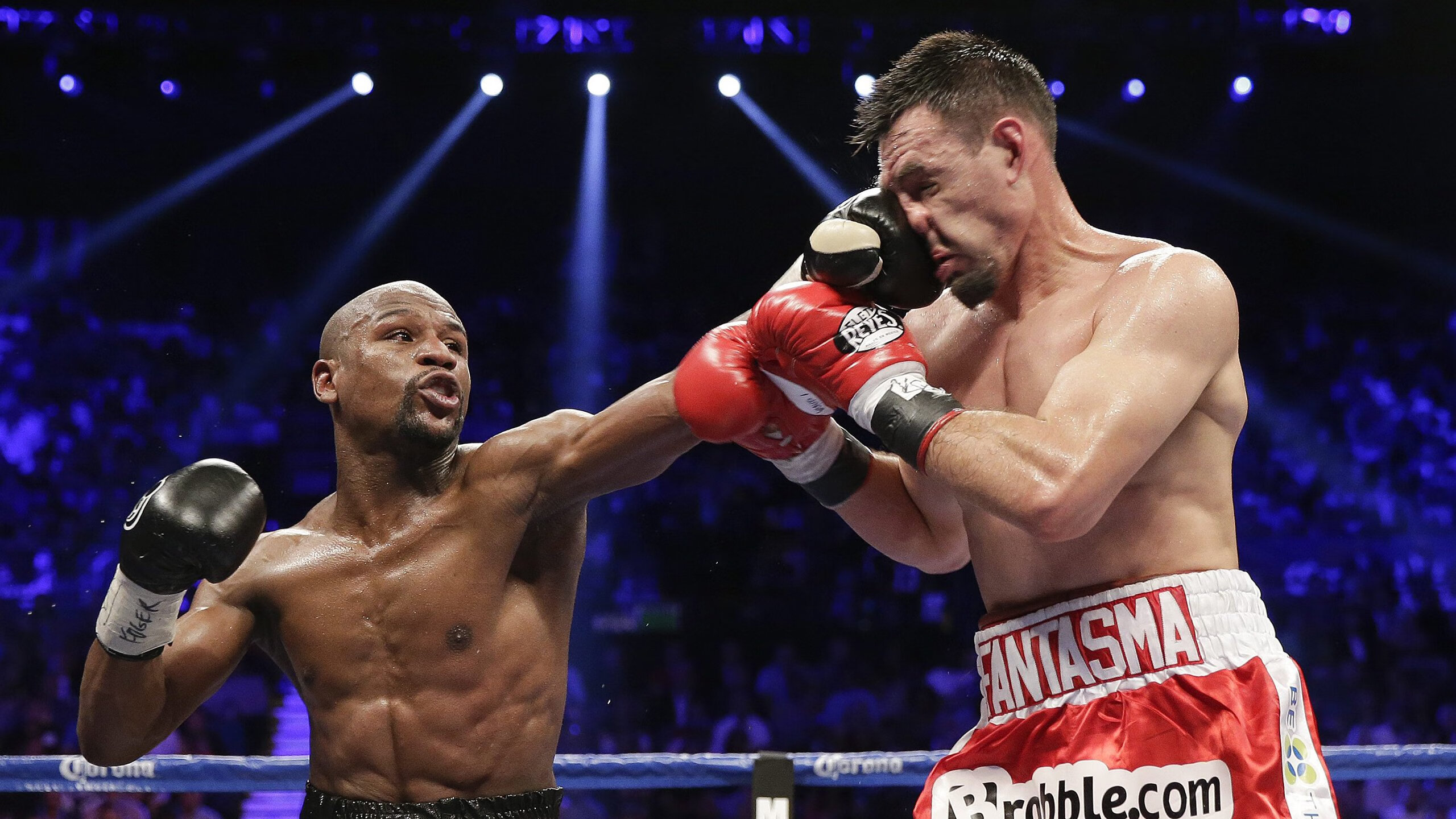 开云体育登录-绿茵传奇与篮坛神话，当欧冠决赛遇见公牛力克广东队